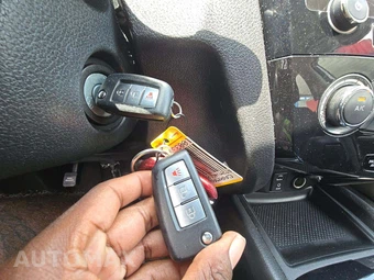 2016 Nissan Rogue S – miniatura 8