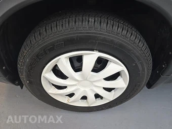 2016 Nissan Rogue S – miniatura 21