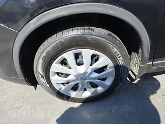 2016 Nissan Rogue S – miniatura 8