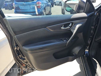 2016 Nissan Rogue S – miniatura 9