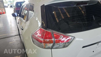 2016 Nissan Rogue S – miniatura 39