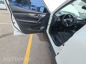 2016 Nissan Rogue S – miniatura 9