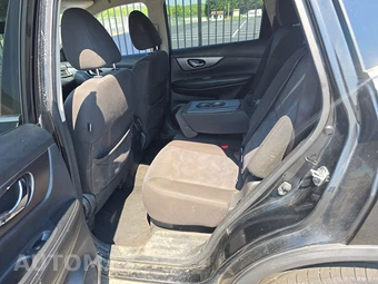 2016 Nissan Rogue S – miniatura 13