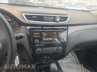 2016 Nissan Rogue S – miniatura 10