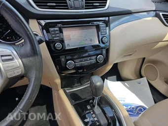 2016 Nissan Rogue SL – miniatura 7