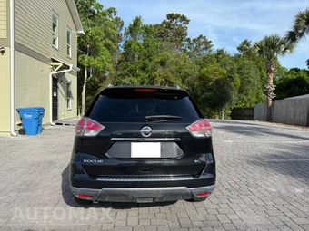 2016 Nissan Rogue SL - miniatura 4