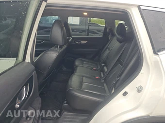 2016 Nissan Rogue SL – miniatura 13