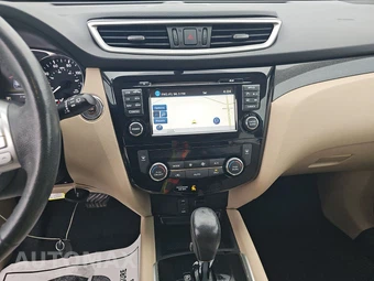 2016 Nissan Rogue SL – miniatura 11