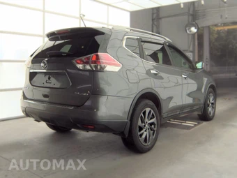 2016 Nissan Rogue SL – miniatura 4