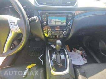 2016 Nissan Rogue SL – miniatura 10