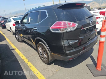 2016 Nissan Rogue SL – miniatura 6