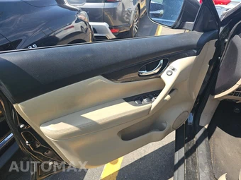 2016 Nissan Rogue SL – miniatura 9