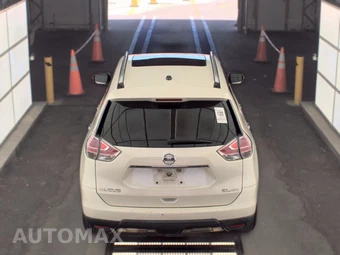 2016 Nissan Rogue SL – miniatura 5