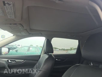 2016 Nissan Rogue SL – miniatura 18