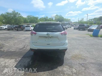 2016 Nissan Rogue SL – miniatura 4