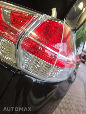 2016 Nissan Rogue SL - miniatura 24