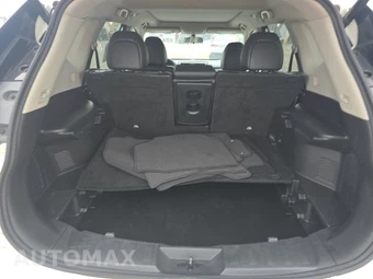 2016 Nissan Rogue SL - miniatura 16