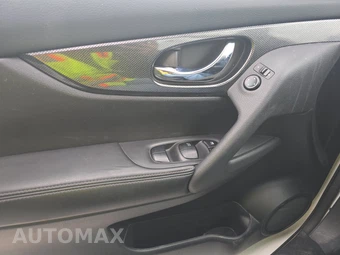 2016 Nissan Rogue SL - miniatura 9
