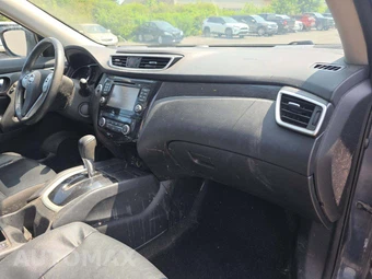 2016 Nissan Rogue SL – miniatura 16