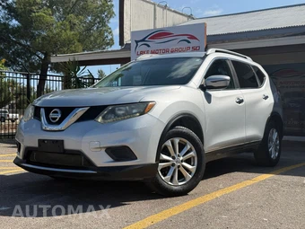 2016 Nissan Rogue SV - miniatura 3