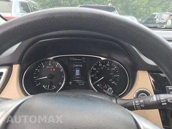 2016 Nissan Rogue SV - miniatura 12