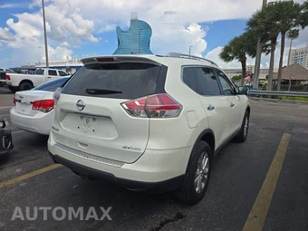 2016 Nissan Rogue SV - miniatura 4