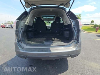 2016 Nissan Rogue SV - miniatura 11