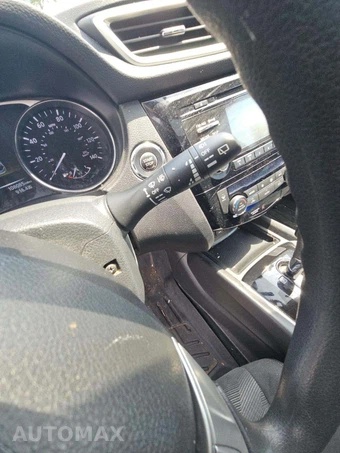 2016 Nissan Rogue SV - miniatura 5