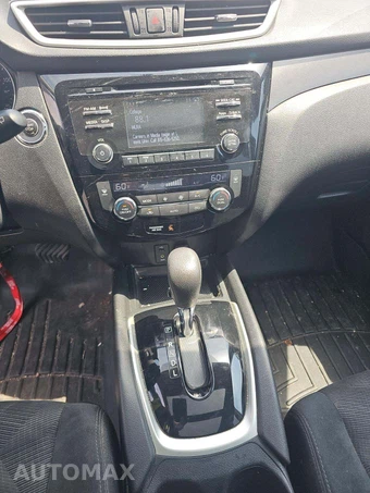 2016 Nissan Rogue SV - miniatura 7