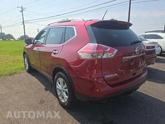 2016 Nissan Rogue SV – miniatura 2