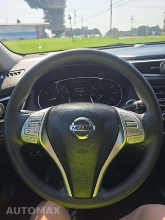 2016 Nissan Rogue SV – miniatura 21