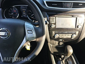 2016 Nissan Rogue SV – miniatura 11