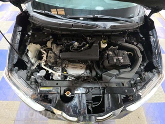 2016 Nissan Rogue SV - miniatura 24