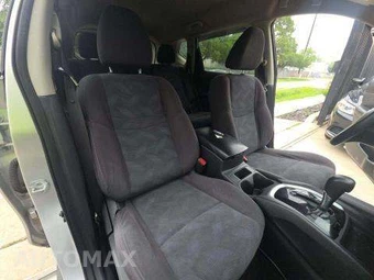 2016 Nissan Rogue SV – miniatura 18