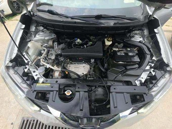 2016 Nissan Rogue SV – miniatura 30