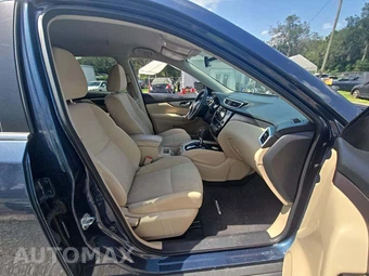 2016 Nissan Rogue SV – miniatura 18
