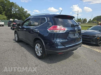 2016 Nissan Rogue SV – miniatura 2
