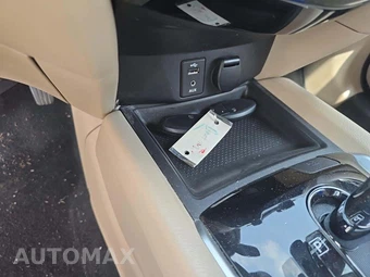 2016 Nissan Rogue SV – miniatura 8