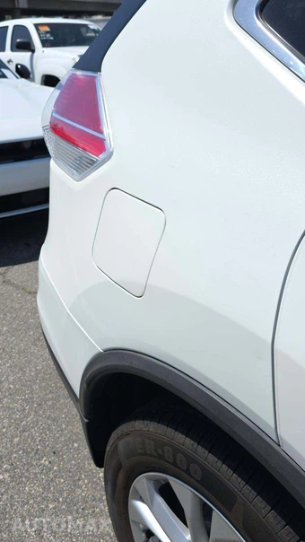 2016 Nissan Rogue SV – miniatura 20