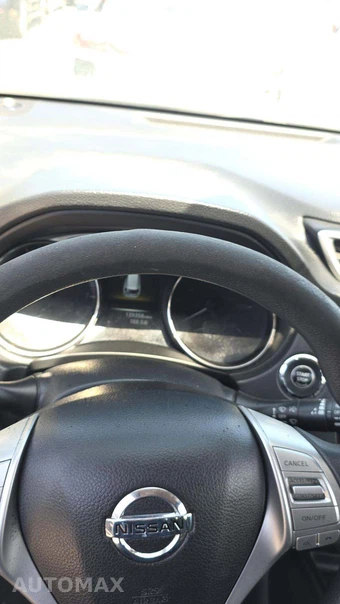 2016 Nissan Rogue SV – miniatura 24
