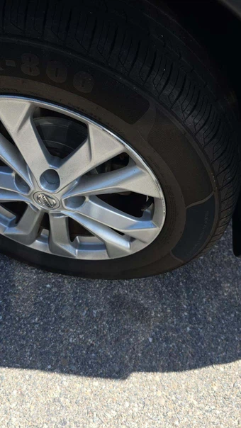 2016 Nissan Rogue SV – miniatura 25