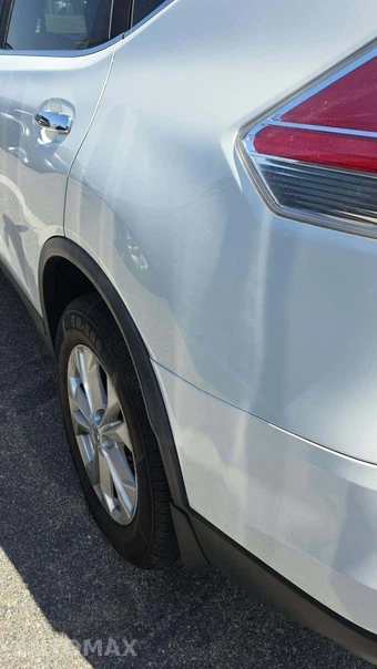 2016 Nissan Rogue SV – miniatura 32