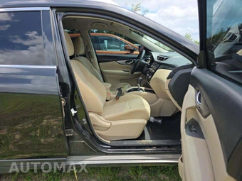 2016 Nissan Rogue SV – miniatura 15