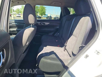 2016 Nissan Rogue SV – miniatura 10