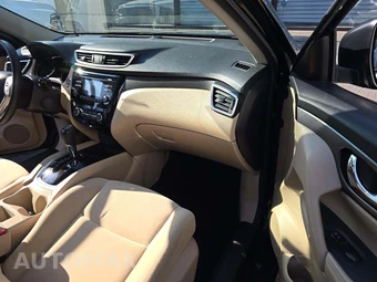 2016 Nissan Rogue SV - miniatura 19