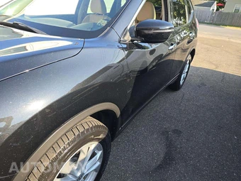 2016 Nissan Rogue SV - miniatura 21