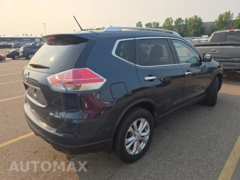 2016 Nissan Rogue SV - miniatura 4