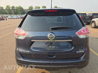2016 Nissan Rogue SV - miniatura 5