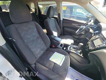 2016 Nissan Rogue SV – miniatura 18