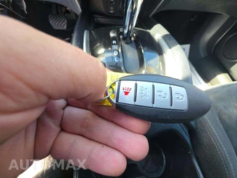 2016 Nissan Rogue SV – miniatura 8